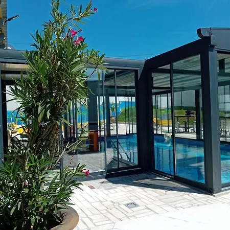 Gyps Vikendica With Swimming Pool And Sauna 2 *