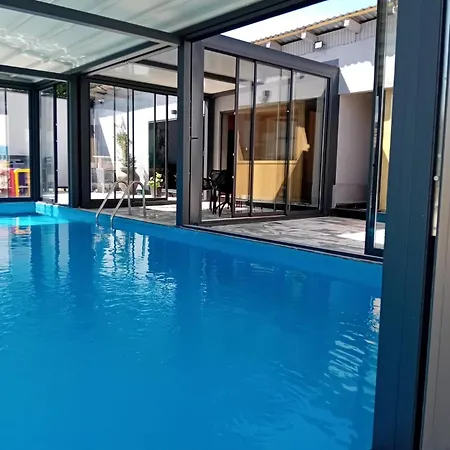 Gyps Vikendica With Swimming Pool And Sauna 2 *