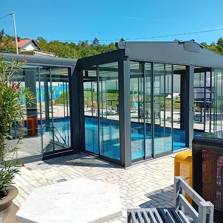 Gyps Vikendica With Swimming Pool And Sauna 2 Villa *