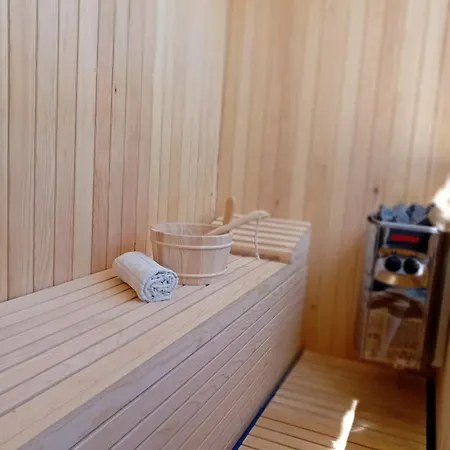 Gyps Vikendica With Swimming Pool And Sauna 2 *